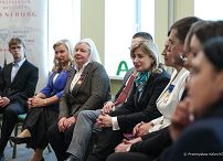 004_Minister_Agnieszka_Jedrzak_spotkanie_ze_spolecznoscia_szkolna_Panstwowego_Gimnazjum_Polskiego_im_J_Pilsudskiego_20260227_PK2_7267.jpg