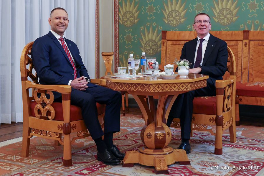 008_Prezydent Karol Nawrocki_Wizyta na Łotwie_poitanie_27-02-2026_MWB10480.jpg.JPG