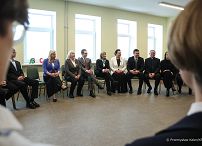 003_Minister_Agnieszka_Jedrzak_spotkanie_ze_spolecznoscia_szkolna_Panstwowego_Gimnazjum_Polskiego_im_J_Pilsudskiego_20260227_PK1_2337.jpg