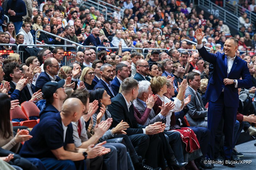 018_Prezydent Karol Nawrocki_Wizyta na Łotwie_mecz koszykówki_27-02-2026_MWB24102.jpg.JPG