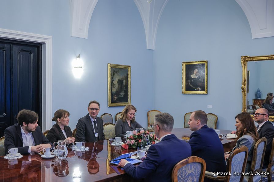 005_Minister Adam Andruszkiewicz_Spotkanie z przedstawicielami Amerykańskiej Izby Handlowej_06-02-2026_MB1_7185.jpg