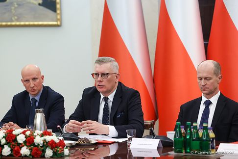 004_Minister_Slawomir_Cenckiewicz_posiedzenie_Rada_Bezpieczenstwa_i_Obronnosci_20260312_PK2_1908.jpg
