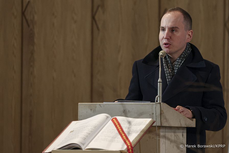07_Adam_Andruszkiewcz_odsloniecie_tablicy_Serce_dla_Inki_Bialystok_20260317_MB2_1130.jpg