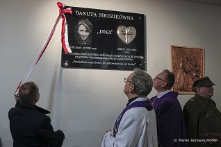 10_Adam_Andruszkiewcz_odsloniecie_tablicy_Serce_dla_Inki_Bialystok_20260317_MB1_3692.jpg