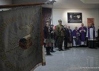 11_Adam_Andruszkiewcz_odsloniecie_tablicy_Serce_dla_Inki_Bialystok_20260317_MB1_3743.jpg