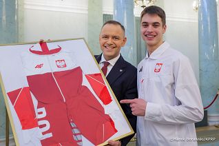 013_Prezydent Karol Nawrocki_Spotkanie Olimpijczycy ZIO Mediolan 2026_02-03-2026_MB1_5523.jpg.JPG