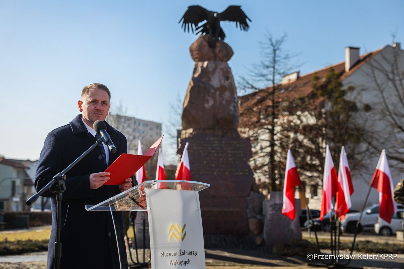 017_Galeria Narodowy Dzień Żołnierzy Wyklętych_01-03-2026_012_Minister Mateusz Kotecki_Ostrołeka_Obchody_Narodowego Dnia Żołnierzy Wyklętych_01-03-2026_PK1_3327.jpg.JPG.JPG