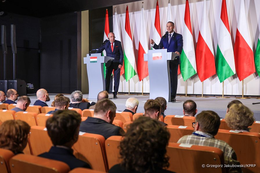 029_Prezydent_Karol_Nawrocki_wizyta_Prezydenta_Republiki_Wegier_Przemysl_20260323_GJA_1234.jpg