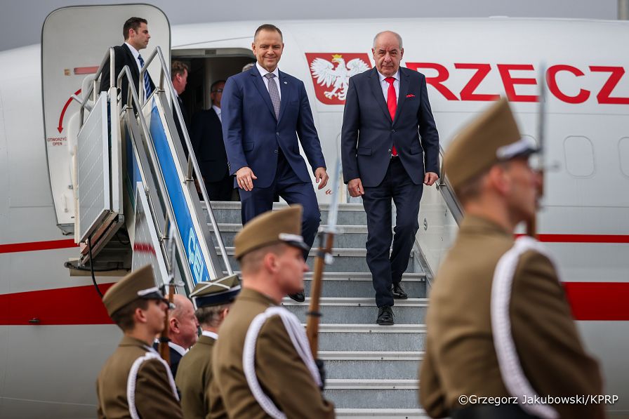 001_Prezydent Karol Nawrocki_Wizyta robocza Prezydenta RP na Węgrzech_23-03-2026_GJB_1667.jpg.JPG