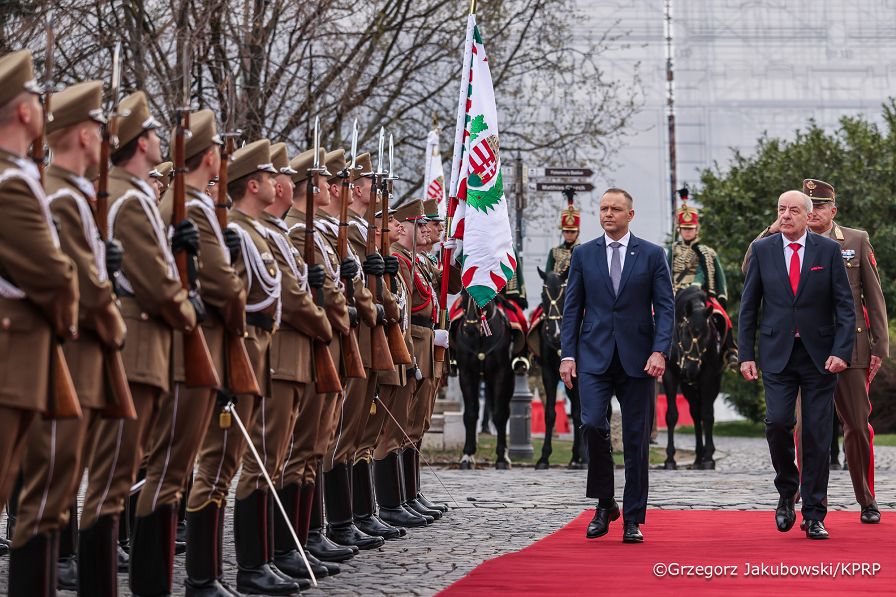 018_Prezydent Karol Nawrocki_Wizyta robocza Prezydenta RP na Węgrzech_Spotkanie z Prezydentem Węgier Tamasem Sulyokiem_23-03-2026_GJB_1937.jpg.JPG