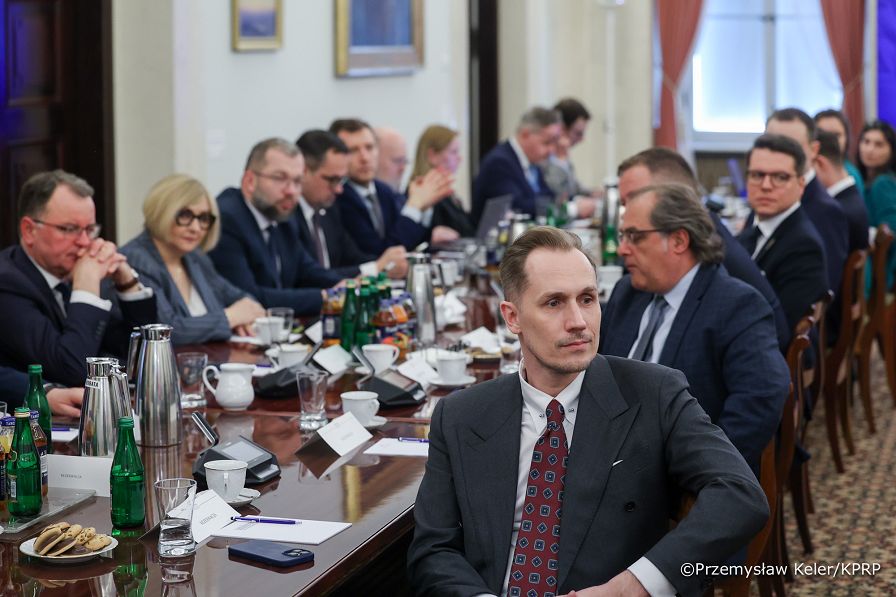 005_Minister Paweł Szefernaker_Minister_Karol Rabenda_Posiedzenie Rady Energii i Zasobów Naturalnych_24-03-2026_PK2_3071.jpg.JPG
