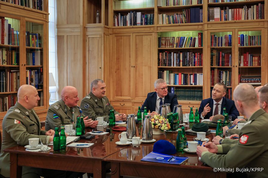 009_Prezydent Karol Nawrocki_Spotkanie z Generałami_26-03-2026_MWB25823.jpg.JPG