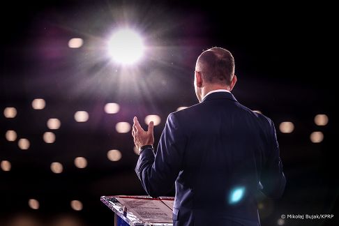 003_Prezydent_Karol_Nawrocki_CPAC_przemowienie_20260328_MWB16250.jpg