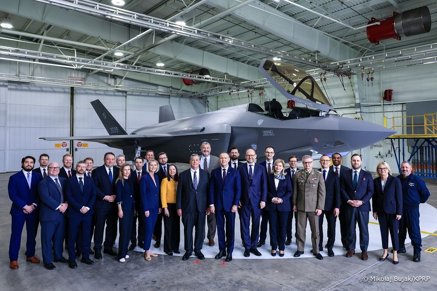 023_Prezydent_Karol_Nawrocki_wizyta_Lockheed Martin_Aeronautics_Fort_Worth_Plant_20260328_MWB29938.jpg