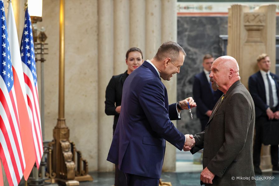 015_Prezydent_Karol_Nawrocki_wreczenie_odznaczen_panstwowych_spotkanie_Polonia_20260329_MWB18544.jpg