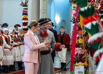 003_Prezydentowa_Marta_Nawrocka_niedziela_Palmowa_w_Palacu_Prezydenckim_20260329_7C6A8437.jpg