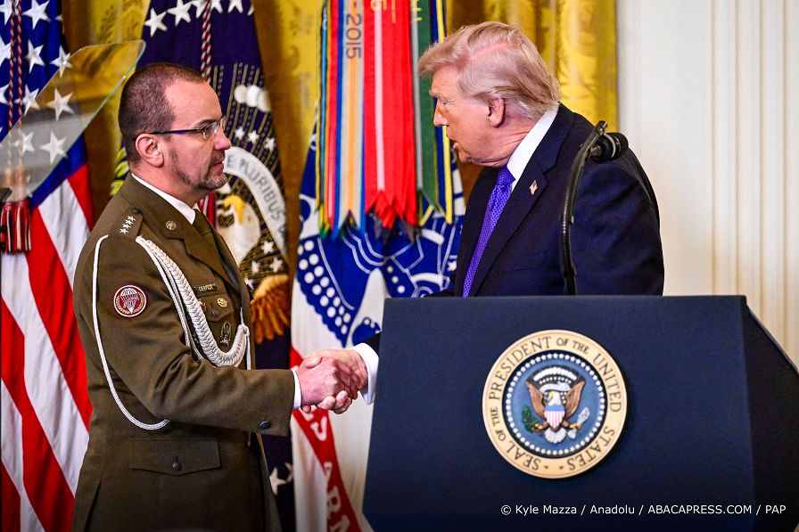 001_Karol_Cierpica_Prezydent_Donald_Trump_Waszyngton_Medal_Honoru__20260302_pap_20260302_1VE.jpg