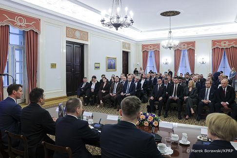 17_Adam_Andruszkiewicz_posiedzenie_Rady_ds_Samorzadu_Terytorialnego_20260331_MB1_7642.jpg