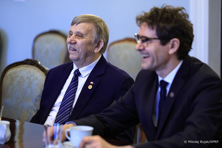 013_Prezydent_Karol_Nawrocki_spotkanie_medal_Ksiadz_Jerzy_Popieluszko_20260304_MWB28646.jpg