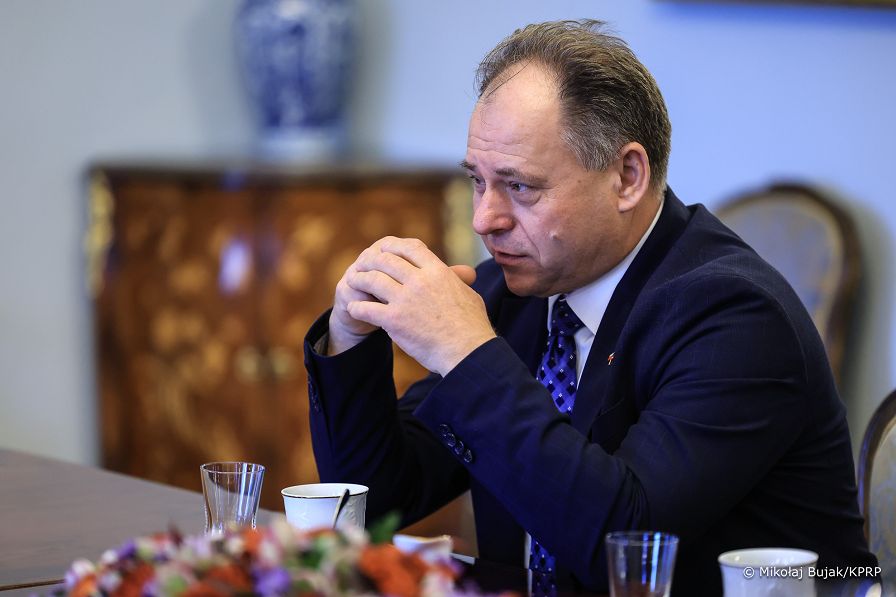 012_Prezydent_Karol_Nawrocki_spotkanie_medal_Ksiadz_Jerzy_Popieluszko_20260304_MWB28631.jpg