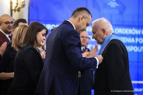 002_Prezydent_Karol_Nawrocki_odznaczenia_Orzel_Bialy_20260306_GJA_4616.jpg