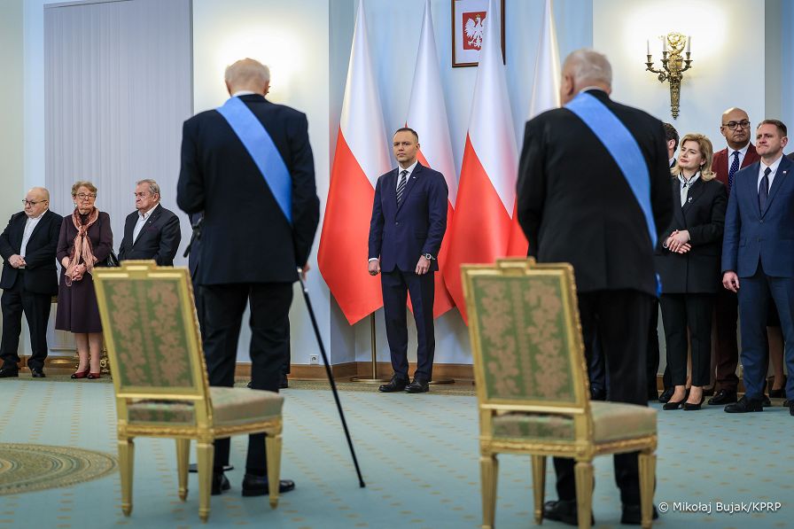 019_Prezydent_Karol_Nawrocki_odznaczenia_Orzel_Bialy_20260306_MWB29533.jpg