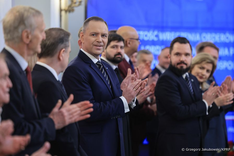 001_Prezydent_Karol_Nawrocki_odznaczenia_Orzel_Bialy_20260306_GJA_4575.jpg