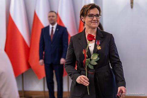 006_a_Prezydent_Karol_Nawrocki_odznaczenia_Dzien_Kobiet_20260308_7C6A1922.jpg