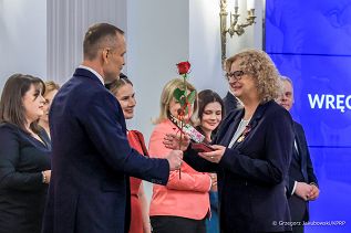 003_Prezydent_Karol_Nawrocki_odznaczenia_Dzien_Kobiet_20260308_GJA_5271.jpg