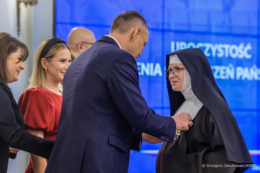 002_Prezydent_Karol_Nawrocki_odznaczenia_Dzien_Kobiet_20260308_GJA_5219.jpg