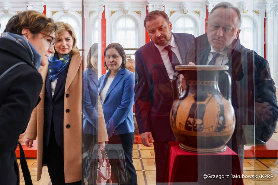 020_Minister_Agnieszka_Jędrzak_Wizyta w Mołdawii_Wizyta w muzeum_09-03-2026_GJB_8383.jpg