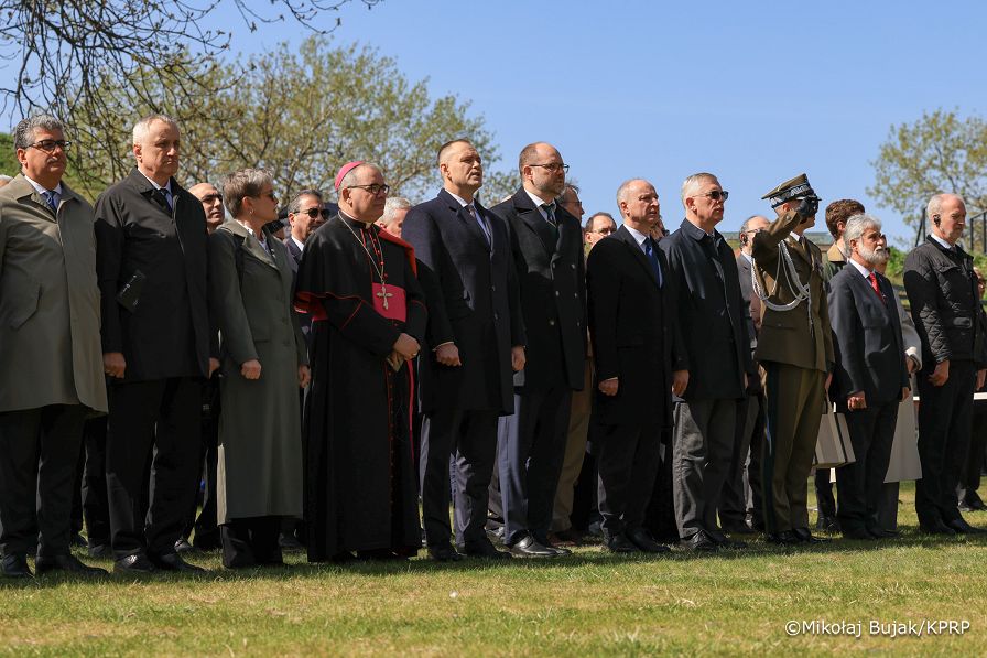 003_Prezydent Karol Nawrocki_Obchody Dnia Pamieci Ofiar Zbrodni Katyńskiej w Muzeum Katyńskim_13-04-2026_MWB24906.jpg.JPG