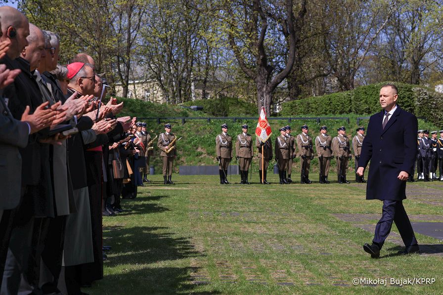 009_Prezydent Karol Nawrocki_Obchody Dnia Pamieci Ofiar Zbrodni Katyńskiej w Muzeum Katyńskim_13-04-2026_MWB25448.jpg.JPG