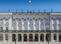 016_Palac_Prezydencki_zmiana_flagi_20260418_MWB10852.jpg