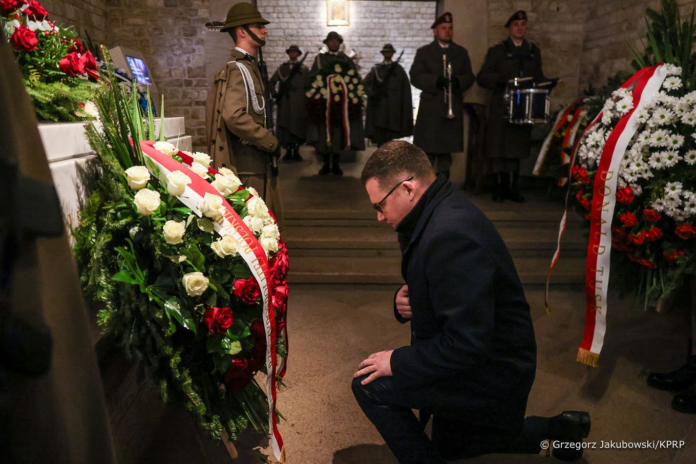 016_004_Minister_Wojciech_Kolarski_Pawel_Szefernaker_rocznica_katastrofy_Smolenskiej_Krakow_20260410_1S7A9483.jpg