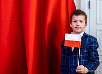 011_Prezydentowa_Marta_Nawrocka_warsztaty_Dzien_Flagi_20260423_7C6A7860.jpg