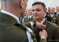 010_General_Miroslaw_Brys_odznaczenia_panstwowe_Belweder_20260428_PK1_0774.jpg
