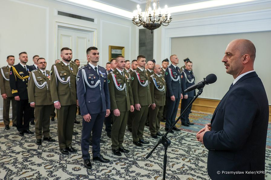 019_General_Miroslaw_Brys_odznaczenia_panstwowe_Belweder_20260428_PK1_0941.jpg