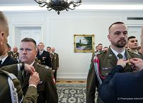 006_General_Miroslaw_Brys_odznaczenia_panstwowe_Belweder_20260428_PK1_0575.jpg