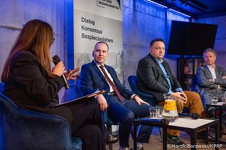 003_Minister_Adam Andruszkiewicz_Otwarte drzwi CSR Suwerenność w XXI w_28-04-2026_MB1_2569.jpg.JPG