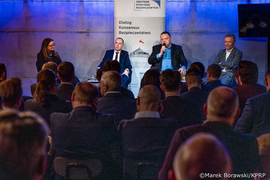 006_Minister_Adam Andruszkiewicz_Otwarte drzwi CSR Suwerenność w XXI w_28-04-2026_MB1_2616.jpg.JPG