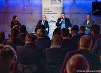 006_Minister_Adam Andruszkiewicz_Otwarte drzwi CSR Suwerenność w XXI w_28-04-2026_MB1_2616.jpg.JPG