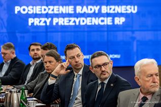012_Minister_Karol_Rabenda_posiedzenie_Rada_Biznesu_20260408_MB2_6038.jpg