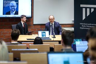001_Minister_Marcin_Przydacz_spotkanie_Studenci_Forum_Mlodych_Dyplomatow_20260511_PK2_4066.jpg
