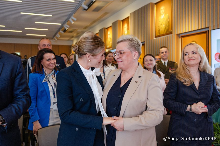 024_Pierwsza Dama Marta Nawrocka_Uroczystości Dzień Pielęgniarki_12-05-2026_7C6A2769.jpg.JPG