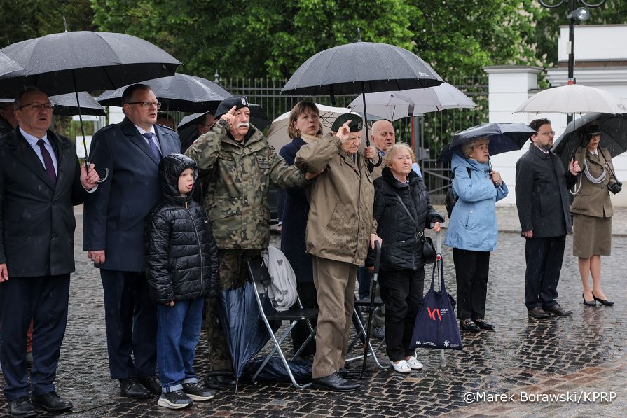 001_Jan Kasprzyk_Złożenie kwiatów w 45 rocznicę powstania Solidarności12-05-2026_MB1_1414.jpg.JPG