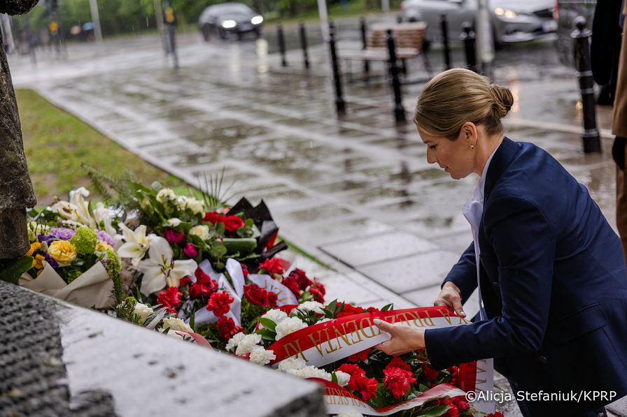028_Pierwsza Dama Marta Nawrocka_Uroczystości Dzień Pielęgniarki_12-05-2026_7C6A3353.jpg.JPG