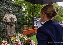 029_Pierwsza Dama Marta Nawrocka_Uroczystości Dzień Pielęgniarki_12-05-2026_7C6A3371.jpg.JPG