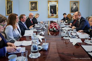 001_Minister_Marcin_Przydacz_spotkanie_Komisja_Monitoringowa_ZPRE _20260515_1S7A1579.jpg