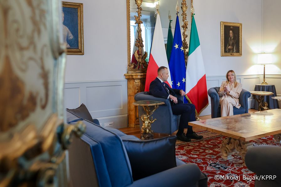 026_Para Prezydencka_Wizyta we Włoszech_Sotkanie z Premier Włoch Giorgią Meloni_18-05-2026_MWB18135.jpg.JPG